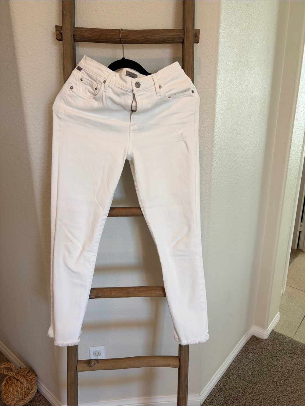 Citizens Of Humanity White Ankle Crop Slim Jeans